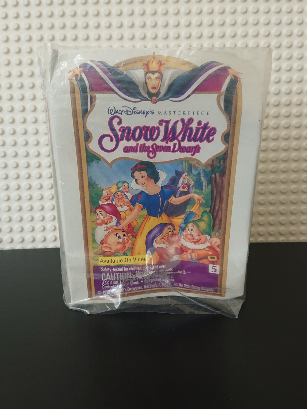 1995 McDonald's Disney VHS - Snow White Seven Dwarves - Happy Meal Mcdonalds Toy